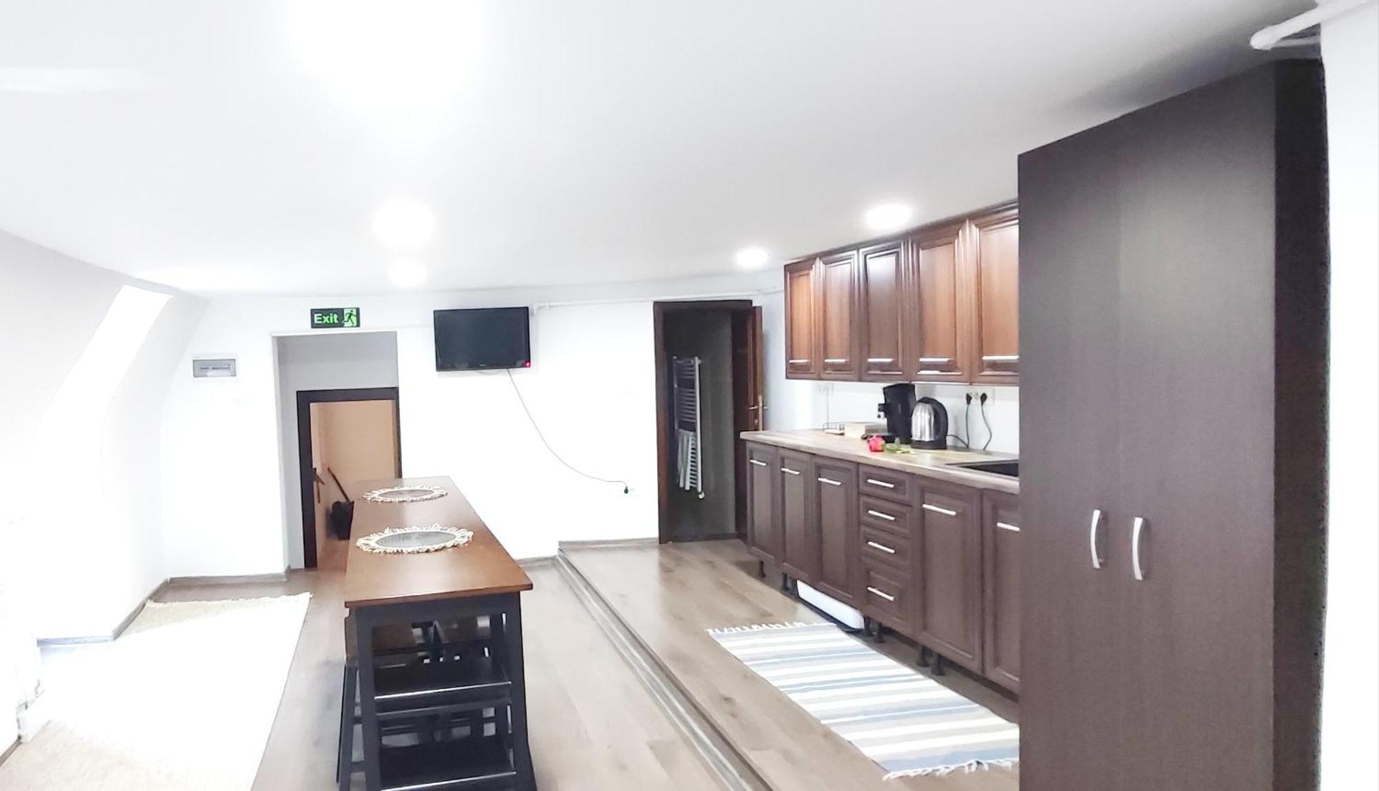Brasov Central Suites Bagian luar foto